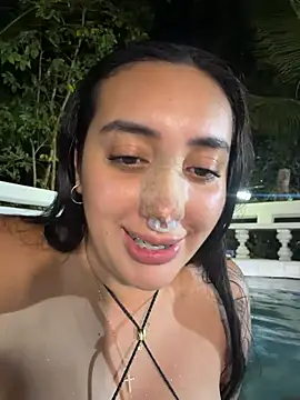 Chatroom XXX en direct de Hannahoff