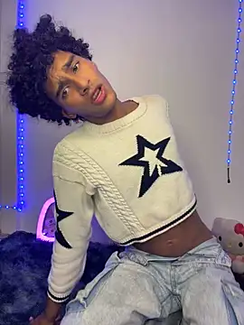 Evans_Femb live XXX chat