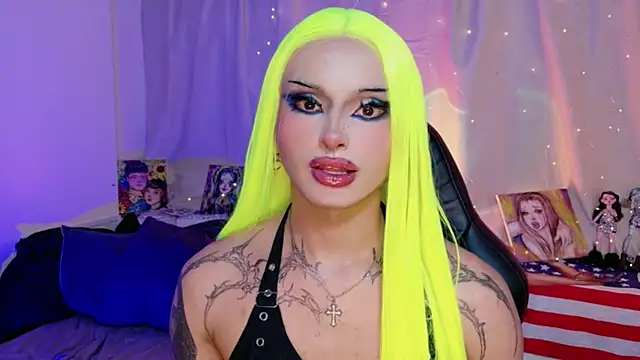 Chat +18 de Lisa_sparkleee ao vivo