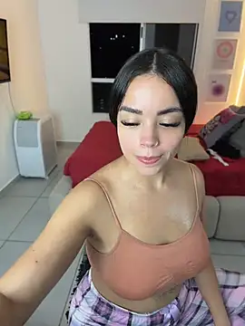 SamVega's Live XXX Chat
