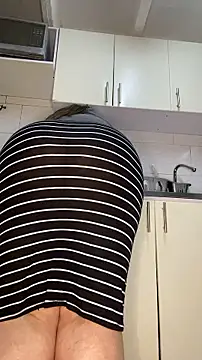 Chat +18 de Chloee_Peach ao vivo