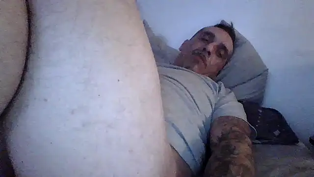 ShiftedSlam's Live XXX Chat