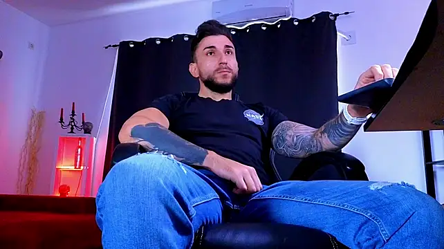 Chat XXX Live MightyAaron66