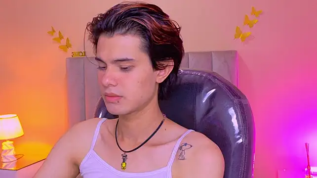 Derek_Sinn's Live XXX Chat