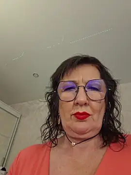 Chat +18 de LaliaMia ao vivo