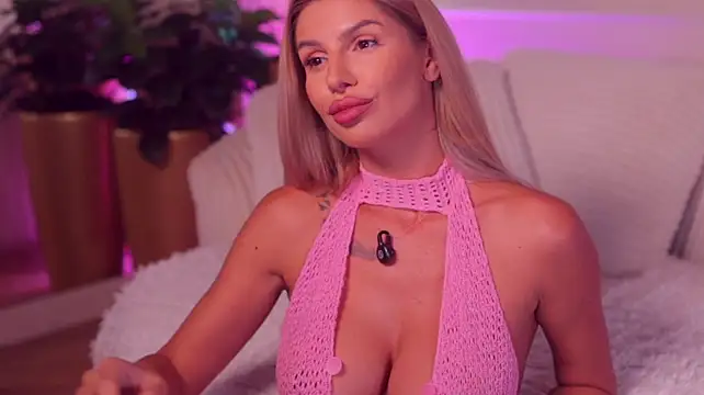 Czat XXX na żywo – Rachel_Quinn_
