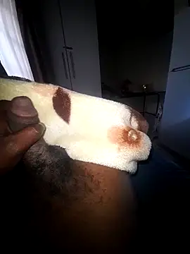 Ngibatshiwe Шоу с уебкамера