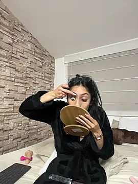 Lucyjoi Adlı Modelin Canlı XXX Sohbeti