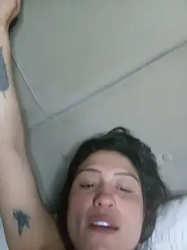 Milabri's Live XXX Chat