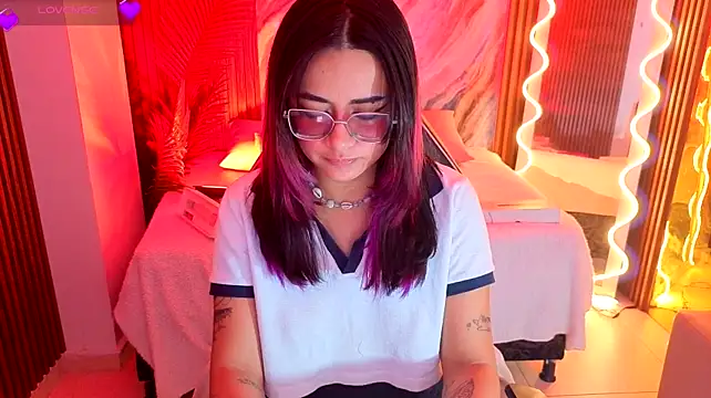 kristen_tay's Live XXX Chat