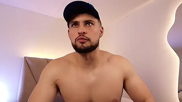 valenssio_moretti – Naživo XXX chat