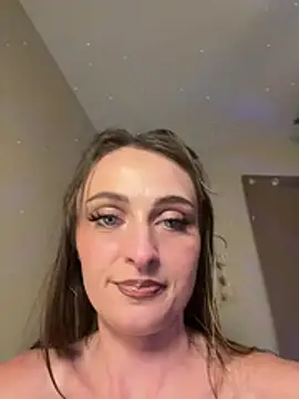 2freaksandacamn Live XXX chat