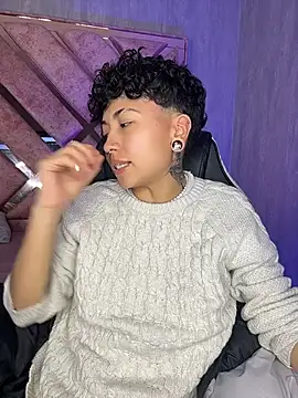 צ'אט XXX בשידור חי של ian_mathias_