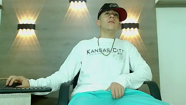 Gaeliitto 라이브 XXX 채팅