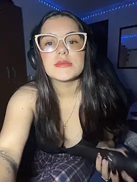 kaeliamoon live XXX chat