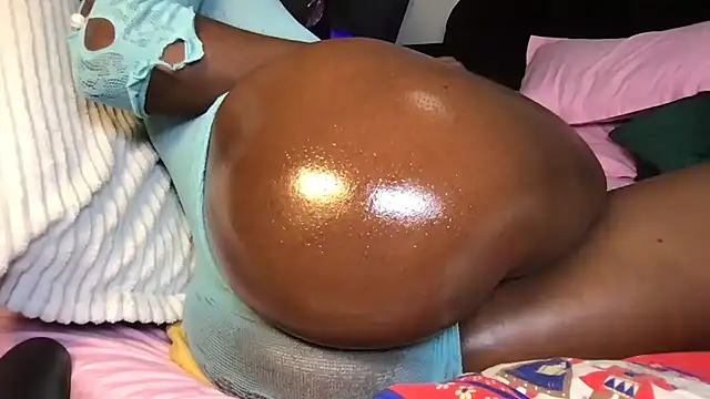 choco_petite's Live XXX Chat