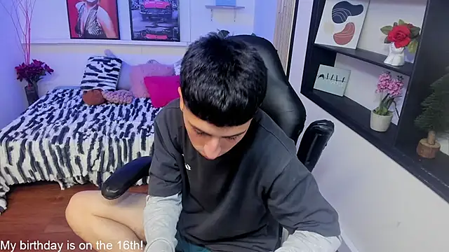 Živý XXX chat Benji23_