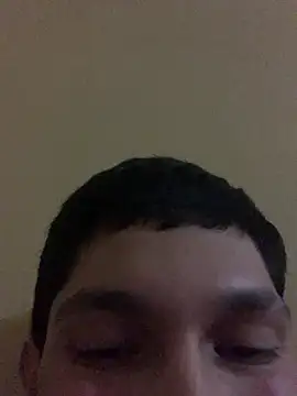 omarjr009 Adlı Modelin Canlı XXX Sohbeti