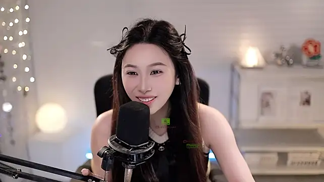Živý XXX chat SleepArtist