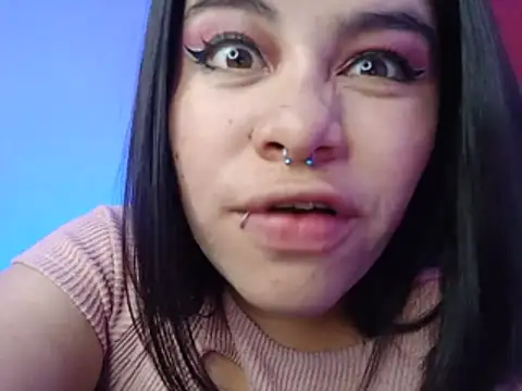 Chat +18 de Magic_Alicee_ ao vivo