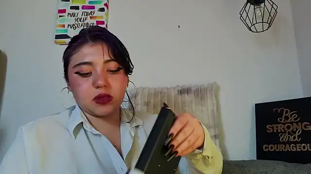 Blueberry_gothic – Naživo XXX chat