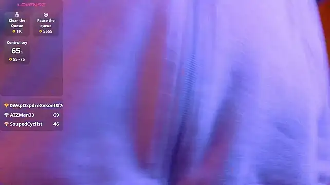 צ'אט XXX בשידור חי של IsaBluee