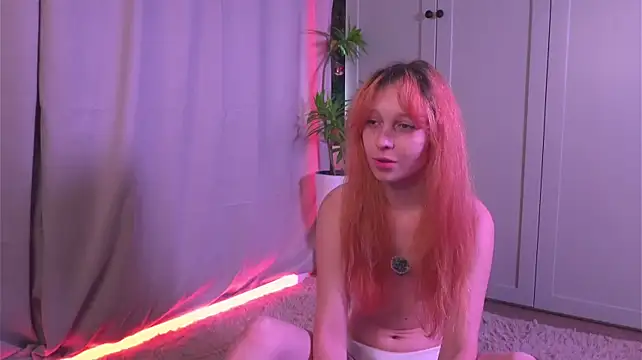 XXX chat uživo modela tgirlfoxy