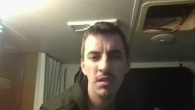luverrboyy's Webcam Show