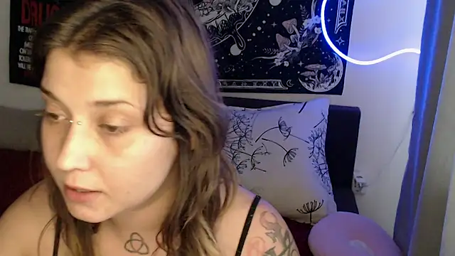 Chat XXX en directo de AlienforTwenty