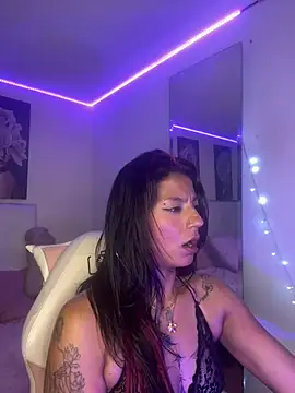 SamathaMay Chat XXX live