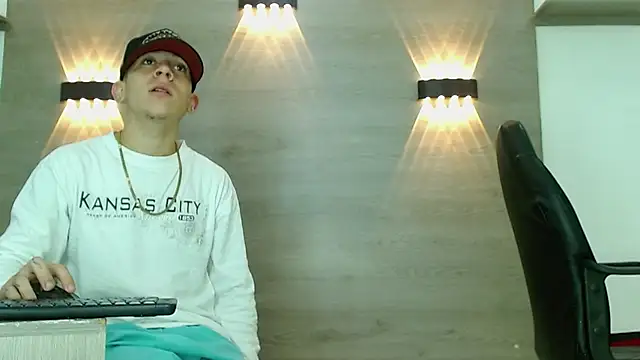 Gaeliitto élő XXX-chatje