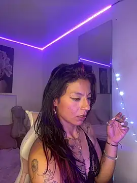 Chat +18 de SamathaMay ao vivo