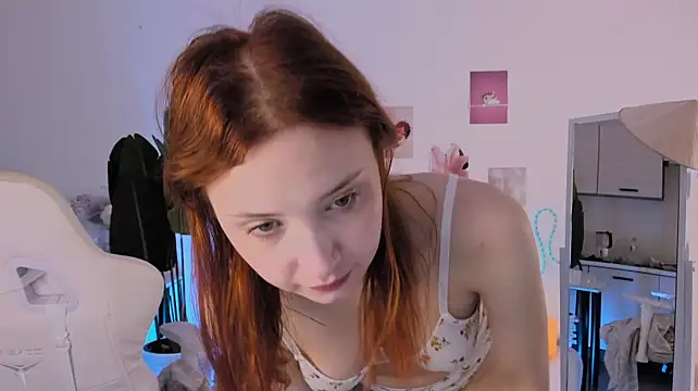 Chat XXX en directo de LittlePeach007