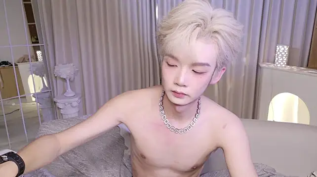 XXX chat uživo modela XiaoHuiHui-111