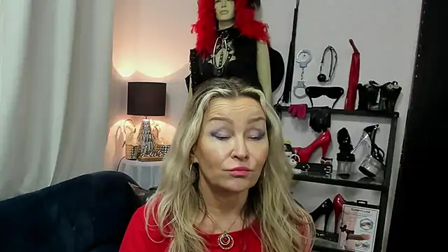 Czat XXX na żywo – crystaLUX