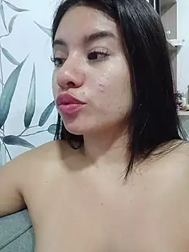 tara20_ Live XXX-Chat
