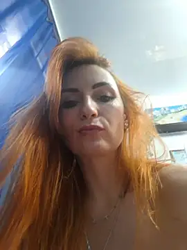 Živý XXX chat HelenWildCat