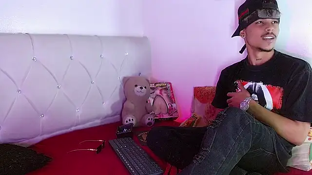 دردشة Angel_foxc13 الجنسية المباشرة