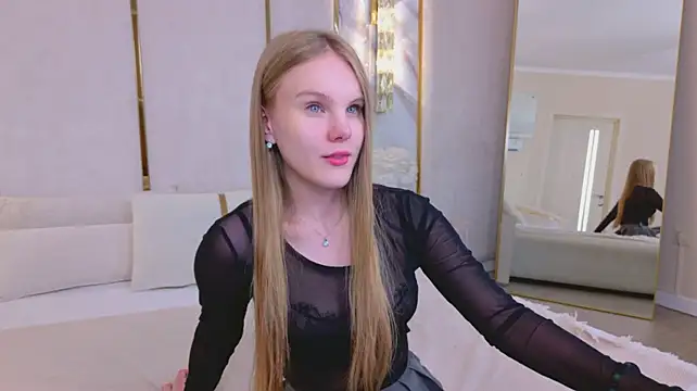 Chat +18 de Lili_Lohan ao vivo