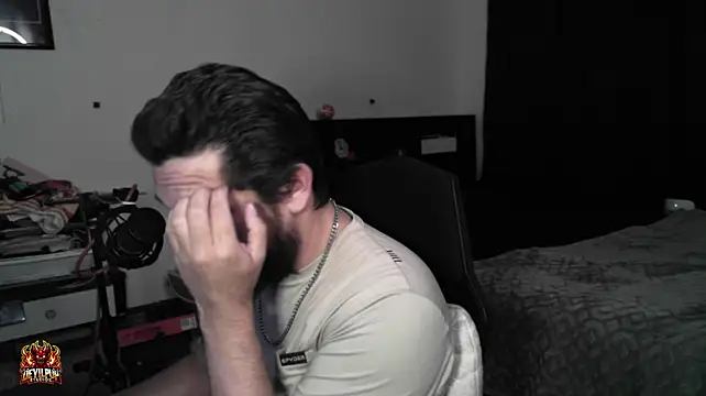 DevilPup75_'s Live XXX Chat