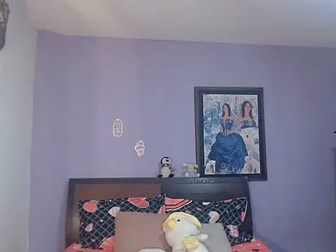 Chat +18 de Emma-Wilson ao vivo