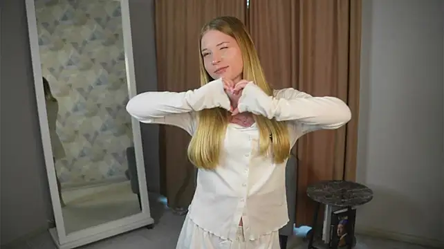Chat XXX ao vivo de OnitaHoglen