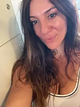 Chat +18 de AnnaFlowerBabe ao vivo