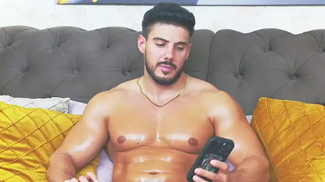 DustinKeent Adlı Modelin Canlı XXX Sohbeti