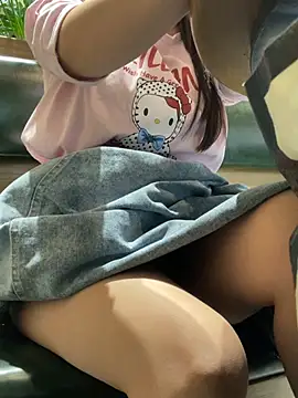 Aiko----n Live XXX chat