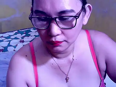 XXX chat uživo modela SweetMoonlight