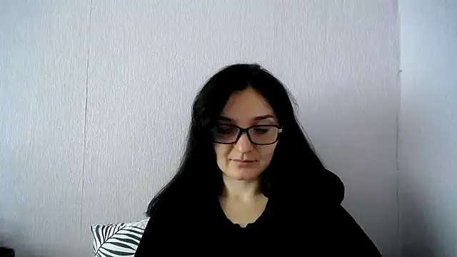 Shiny_gine's Live XXX Chat