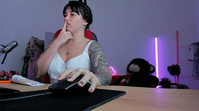 NeoGeisha's Live XXX Chat