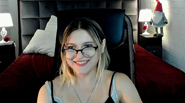 Онлайн чат XXX LeslieBloom