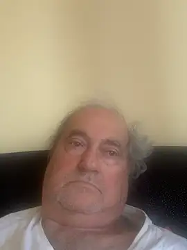 Chat +18 de csikar ao vivo